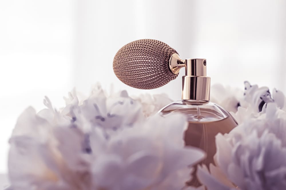 Apa de parfum sau apa de toaleta: Ce diferente exista intre acestea?