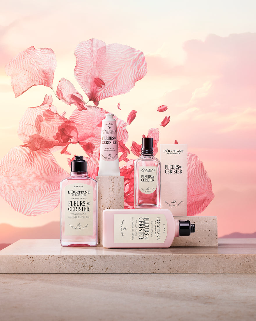 Apa de Toaleta Fleurs de Cerisier (Cherry Blossom)