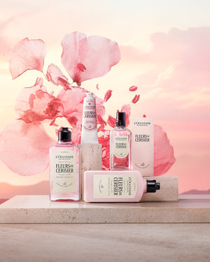 Apa de Toaleta Fleurs de Cerisier (Cherry Blossom)